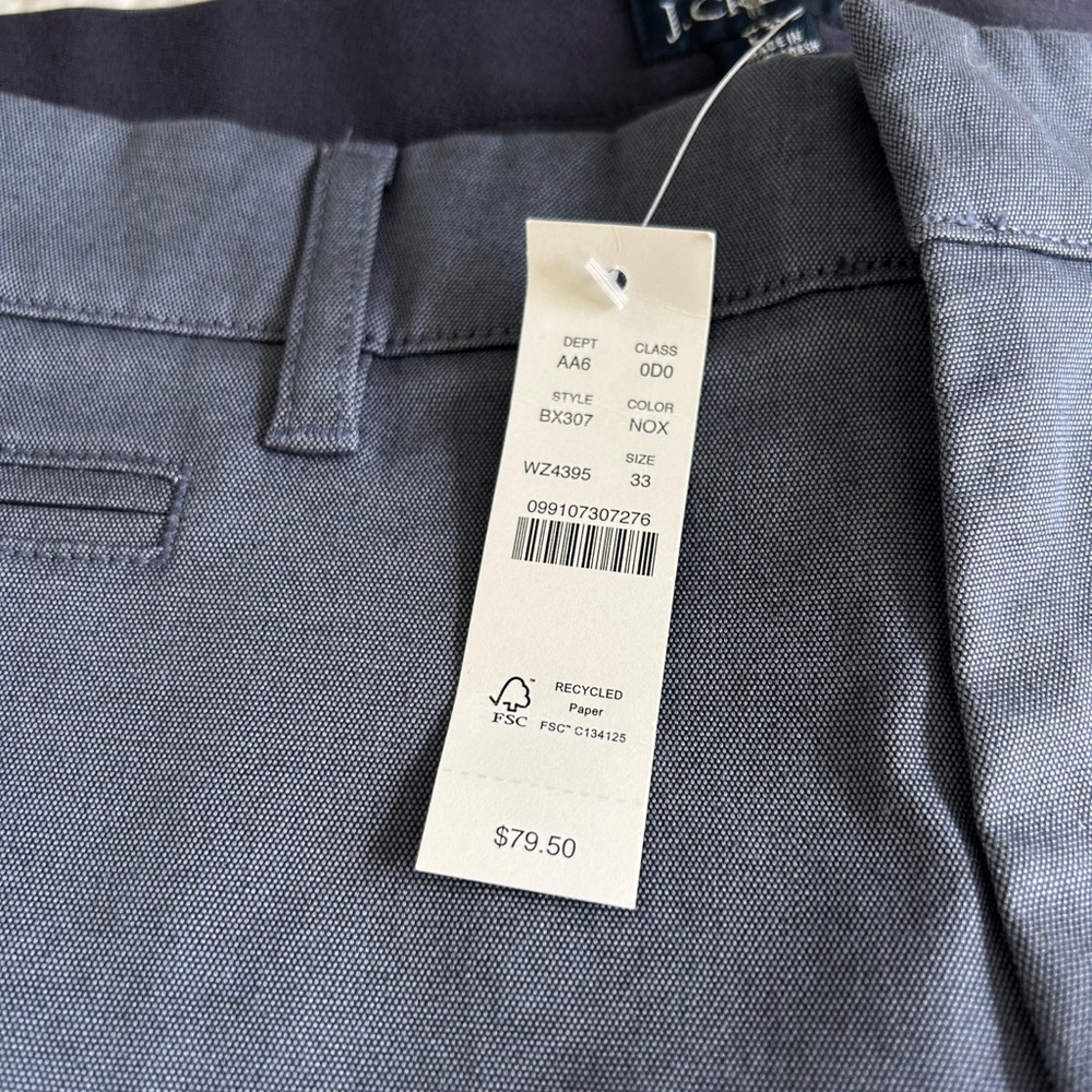 J. Crew Men's Blue 7” Oxford Tech Shorts - Picture 3 of 3